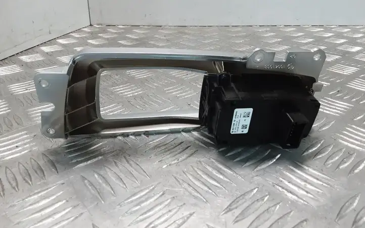 BMW 5 F10 F11 (2009 - 2016) 61319189065 Кнопка ручного тормоза — фото 4