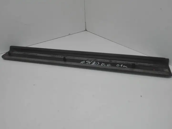 Audi A3/S3 8P (2004 - 2008) 8P4853558C Внутренняя отделка заднего порога — фото 4