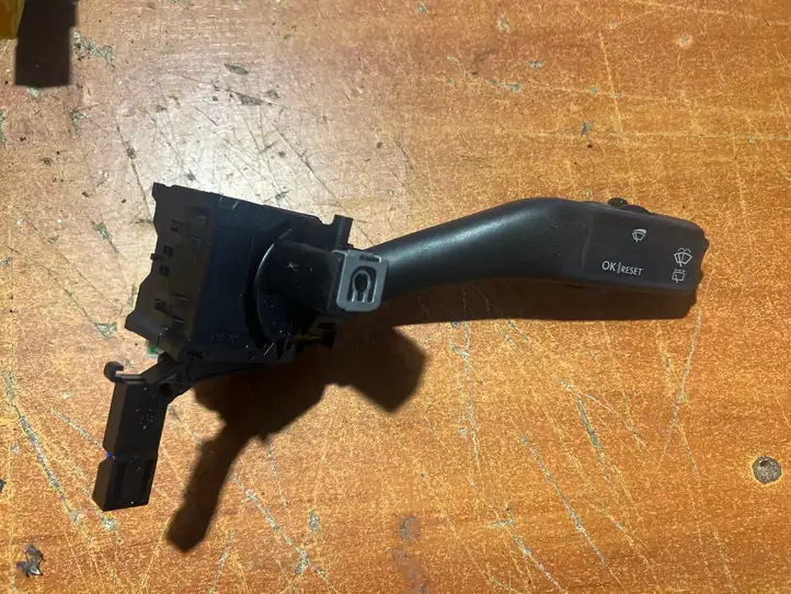 Seat Leon (1P) (2005 - 2012) 1K0953519A Переключатель стеклоочистителей — фото 1