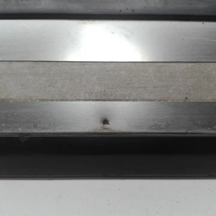 Audi A8 (2005 - 2007)  4E0853995D Отделка заднего порога (внутренняя)