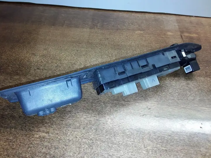 Chrysler 300 - 300C (2005 - 2011) 39754D Кнопка стеклоподъемников — фото 2