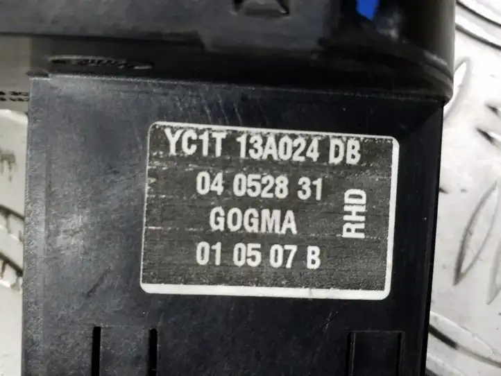 Ford Transit (2000 - 2006) YC1T13A024DB Включатель фонарей — фото 2
