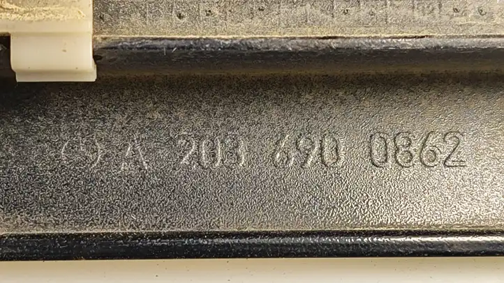 Mercedes-Benz C W203 (2000 - 2007) A2036900862 Молдинг заднего крыла — фото 3