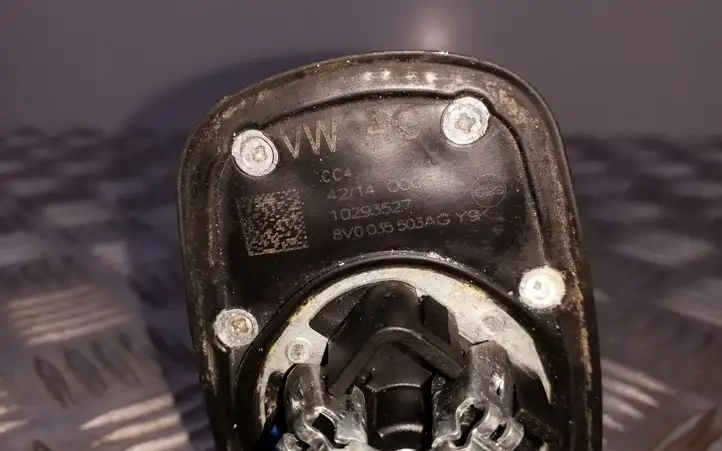 Audi A3/S3 8V (2012 - 2016) 8V0035503AG GPS антенна — фото 6