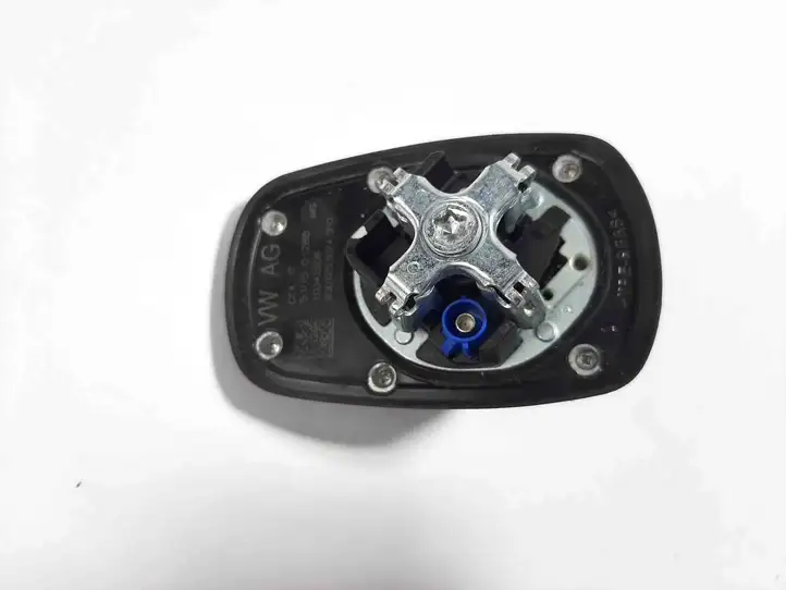 Volkswagen Golf VII (2013 - 2019) 5Q0035507A GPS антенна — фото 3