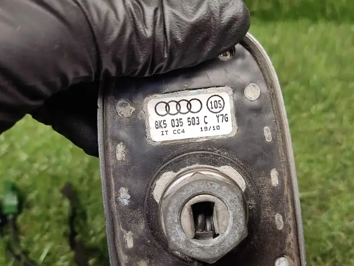 Audi A4 S4 B8 8K (2007 - 2011) 8K5035503C GPS антенна — фото 3