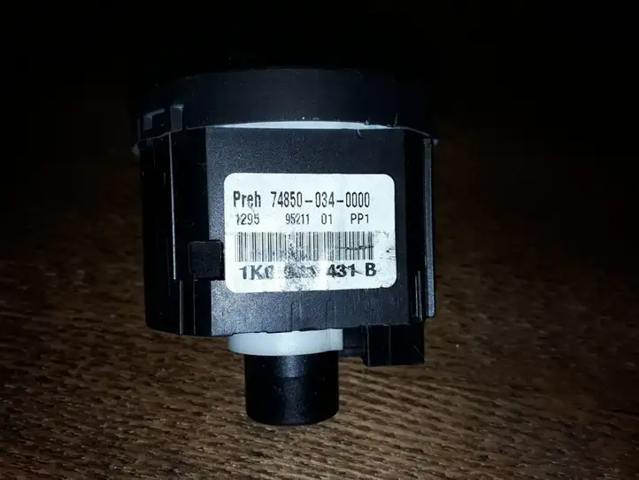 Volkswagen PASSAT B6 (2005 - 2010) 1KO941431B Включатель фонарей — фото 2