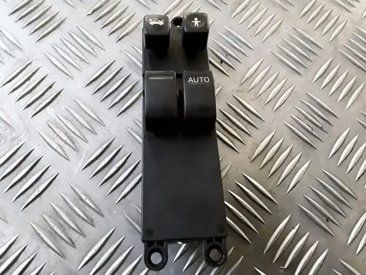 Nissan Primera (2001 - 2008) 25401AV600 Блок кнопок стеклоподъемников — фото 1