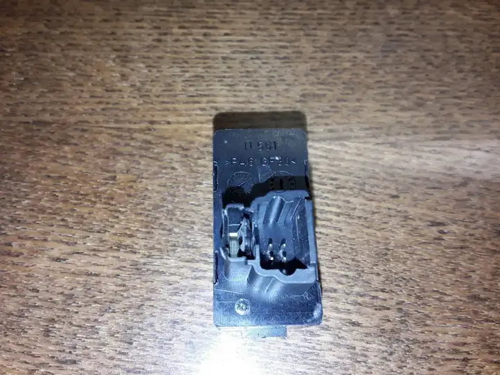 Peugeot 407 (2004 - 2011) 96360166XT Кнопка стеклоподъемников — фото 3