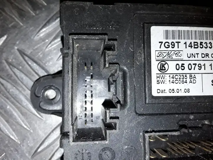 Ford Mondeo MK IV (2007 - 2014)  7G9T14B533BD Блок управления дверью