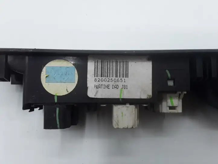 Renault Espace IV (2002 - 2006) 8200250651 Кнопка стеклоподъемников — фото 3