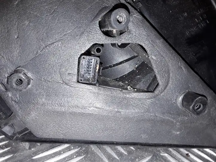 Renault Clio III (2005 - 2012) E20104016 Боковое зеркало с электроприводом — фото 4