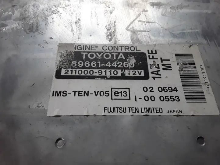 Toyota Avensis Verso (1995 - 2001) 8966144260 Блок управления двигателем (ЭБУ) — фото 2