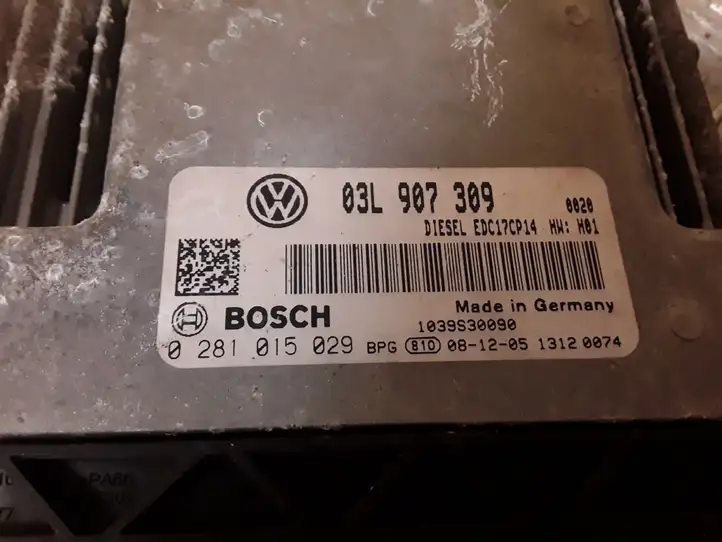 Volkswagen PASSAT B6 (2005 - 2010) 03L907309 Блок управления двигателем (ЭБУ) — фото 3