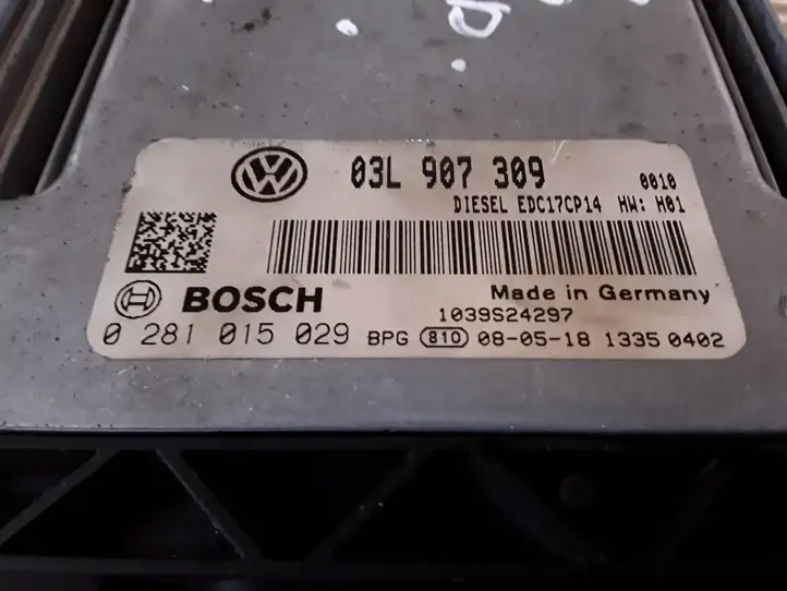 Volkswagen PASSAT B6 (2005 - 2010) 03L907309 Блок управления двигателем (ЭБУ) — фото 2