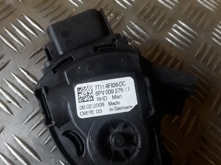 Ford Transit - Tourneo Connect (2002 - 2009) 7T119F836DC Педаль акселератора — фото 2