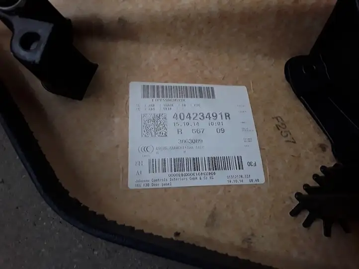 BMW 3 F30 F35 F31 (2012 - 2018) 40423491R Обшивка задней двери — фото 2