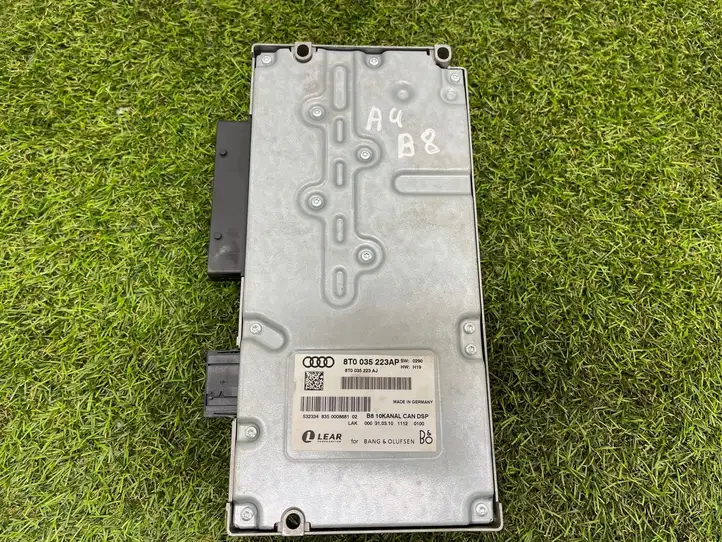 Audi A4 S4 B8 8K (2007 - 2011) 8T0035223AP Усилитель звука — фото 3