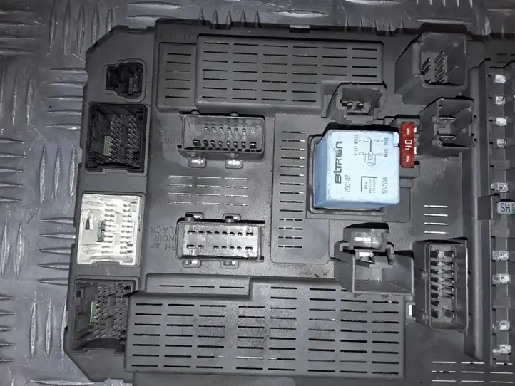 Citroen C5 (2004 - 2008) 9645030380IH Модуль комфорта — фото 2