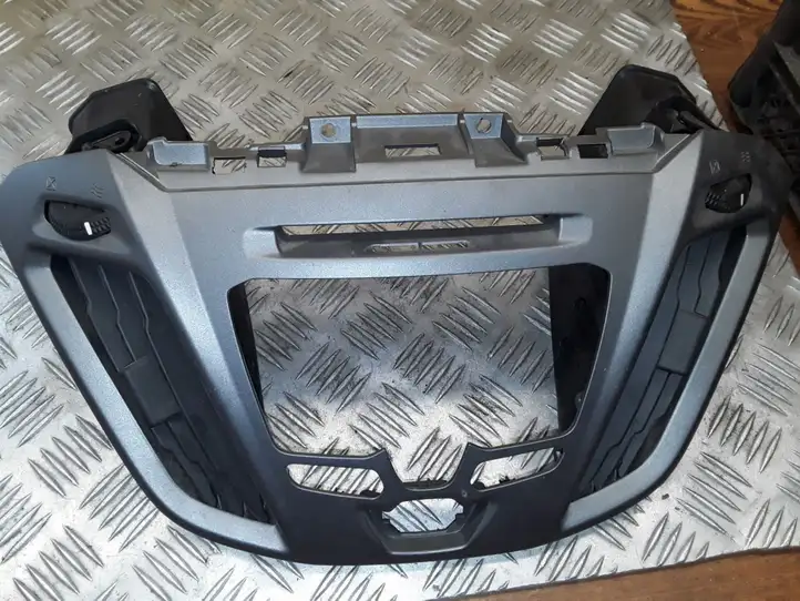 Ford Transit (2013 - 2017) BK21V047A04 Центральный воздушный дефлектор — фото 1