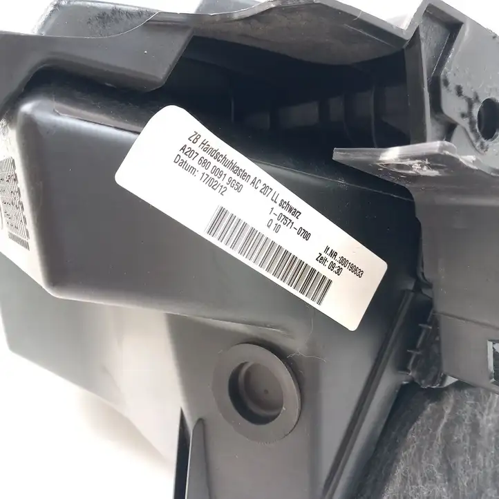 Mercedes-Benz E C207 W207 (2009 - 2017) A2076800091 Бардачок в сборе — фото 6