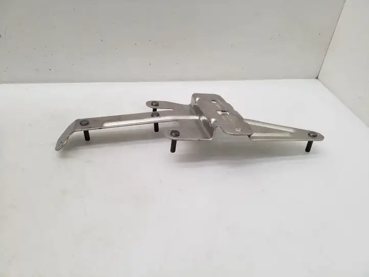 BMW 6 F12 F13 (2010 - 2018) 23781010 Кронштейн панели радиатора — фото 3