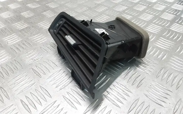 BMW 5 F10 F11 (2009 - 2016) 64229166887 Боковой воздушный дефлектор — фото 2