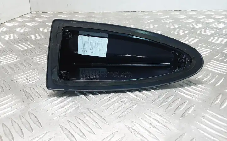 BMW 5 F10 F11 (2009 - 2016) 9193307 Крышка GPS-антенны — фото 4