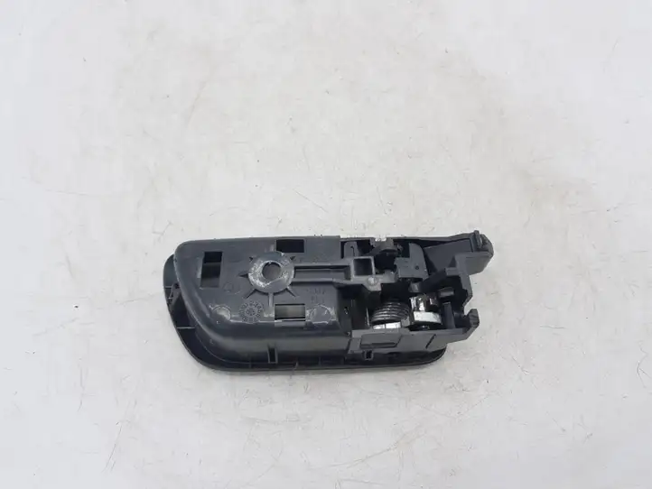 Toyota Corolla Verso AR10 (2004 - 2009) 692060F010 Внутренняя ручка двери — фото 3