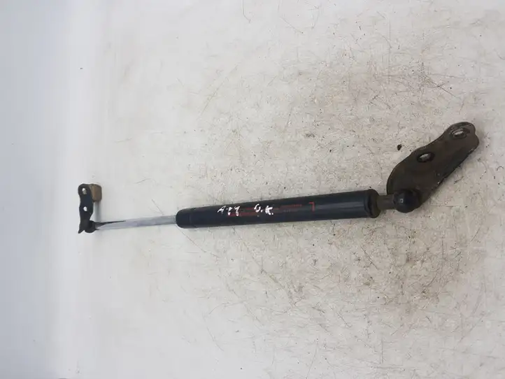 Toyota Avensis Verso (2001 - 2004) 6896044080 Амортизатор крышки багажника — фото 1