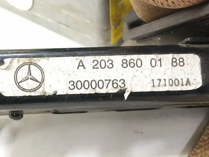 Mercedes-Benz C W203 (2000 - 2007) Передний ремень безопасности — фото 8