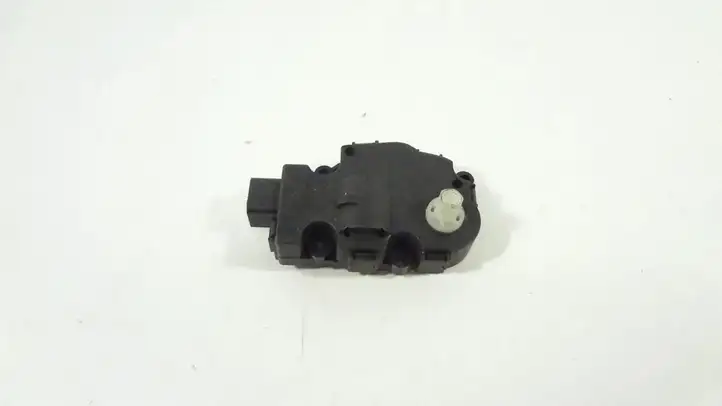 Mercedes-Benz C W204 (2007 - 2014) Блок управления климат-контролем — фото 4