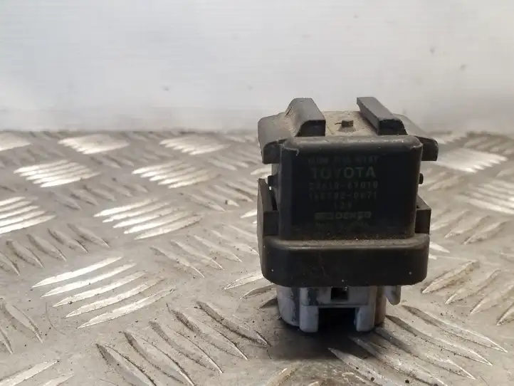 Toyota Avensis T250 (2003 - 2006) 2861067010 Реле накала свечей — фото 2