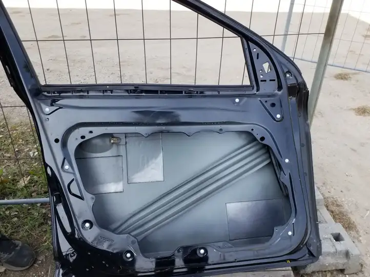Volvo XC60 (2008 - 2013) Дверь — фото 6