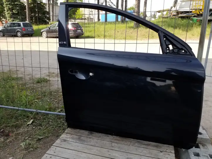 Volvo XC60 (2008 - 2013) Дверь — фото 3