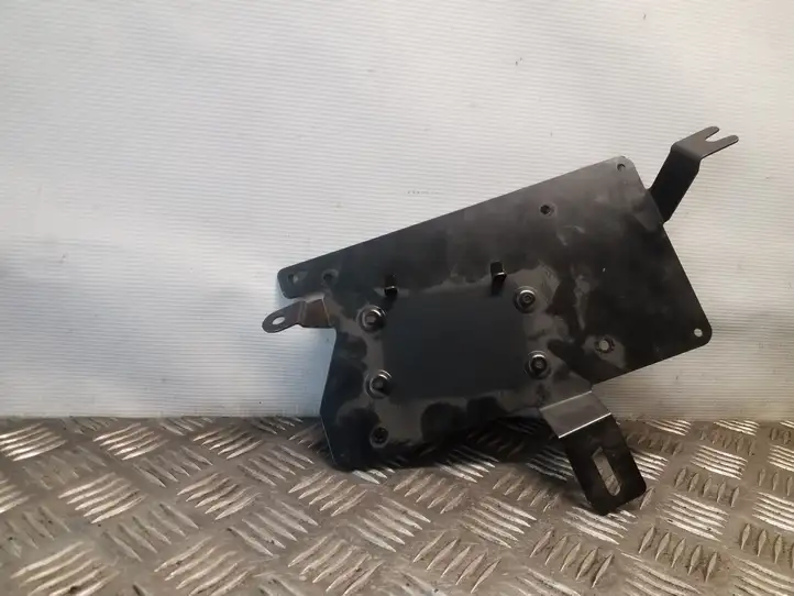 Audi A4 S4 B7 8E 8H (2004 - 2009) 8E5035464A Кронштейн усилителя звука — фото 1