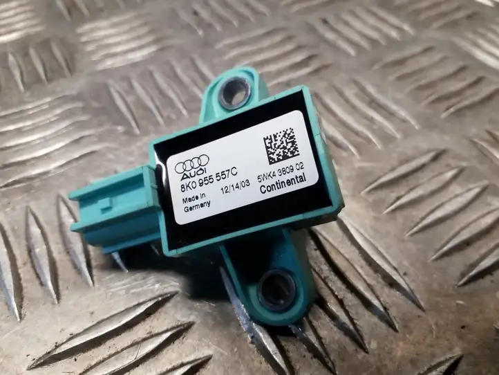Audi Q5 (2008 - 2012)  8K0955557C Датчик удара надувных подушек