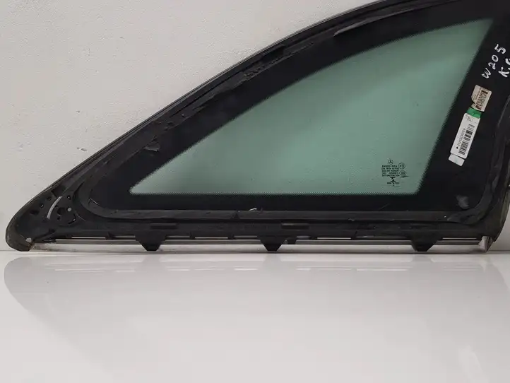 Mercedes-Benz C W205 (2014 - 2021) A2056701712 Заднее боковое стекло — фото 3