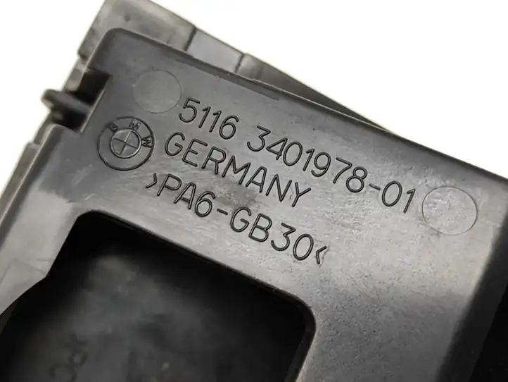 BMW X3 E83 (2003 - 2010) 5116340197801 Розетка 12V (задняя) — фото 5