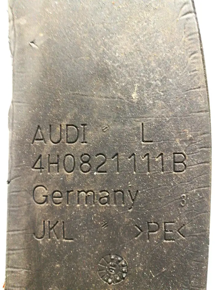 Audi A8 S8 D4 4H (2010 - 2014) 4H0821111B Абсорбер крыла — фото 2