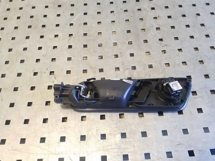 Volkswagen Tiguan (2007 - 2011) 5N0839114A Внутренняя ручка задней двери — фото 5
