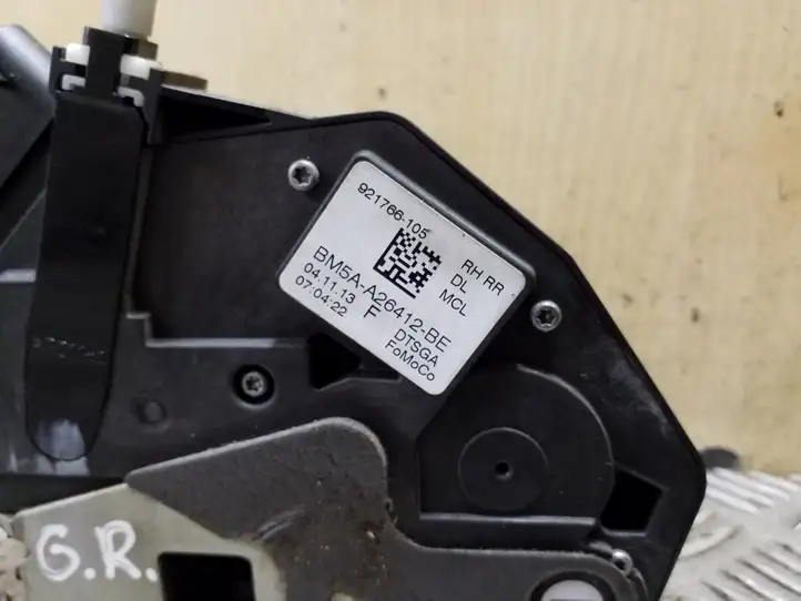 Ford Focus (2011 - 2015) BM5AA26412BE Замок задней двери — фото 2