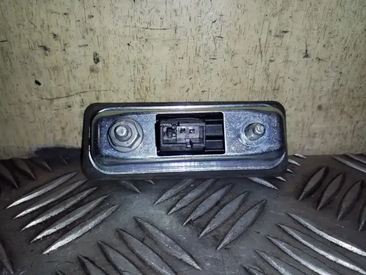 Skoda Yeti (5L) (2009 - 2012) 5J0827229 Ручка крышки багажника — фото 3
