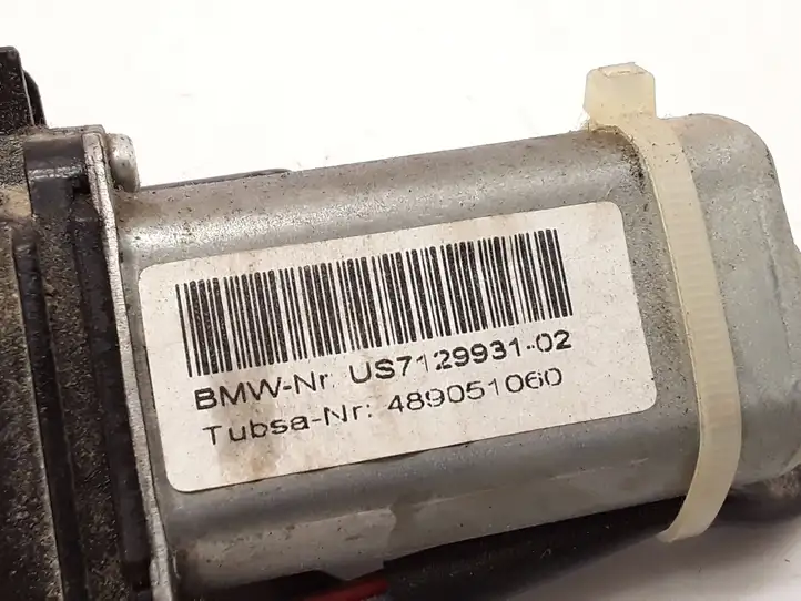 BMW 5 E60 E61 (2004 - 2010) 489051060 Актуатор замка задней двери — фото 4