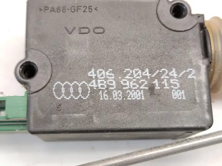 Audi A6 S6 C5 4B (1997 - 2001) 406204242 Актуатор замка задней двери — фото 7