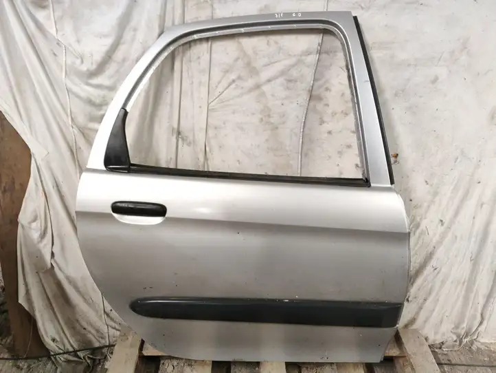 Citroen Xsara Picasso (1999 - 2012) Задняя дверь — фото 1