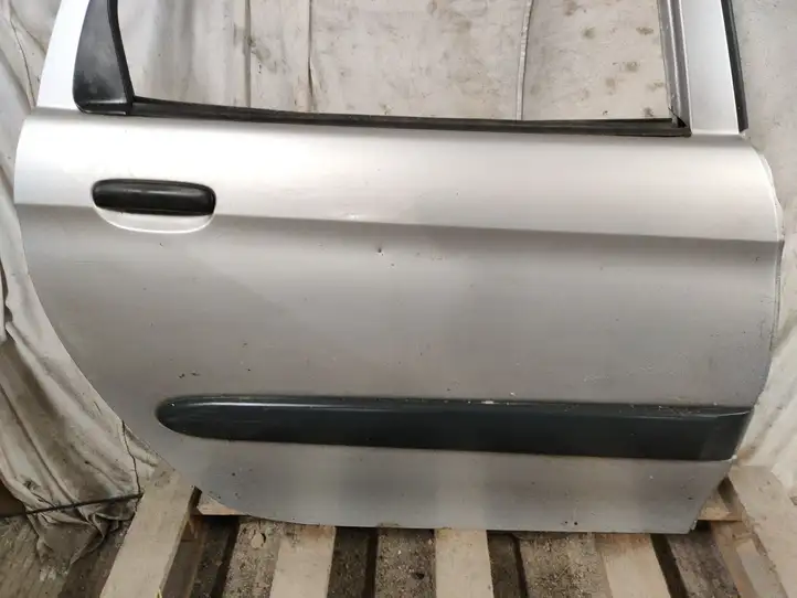 Citroen Xsara Picasso (1999 - 2012) Задняя дверь — фото 4