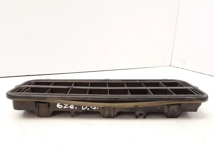 BMW 5 E60 E61 (2004 - 2010) 60829010 Вентиляционная решетка кузова — фото 3
