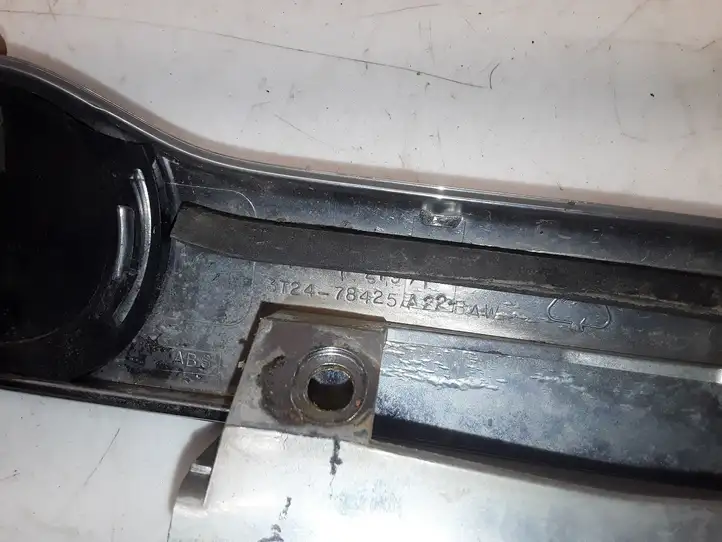Mazda Tribute (2004 - 2007) 3T2478425A22BAW Подсветка номера — фото 8