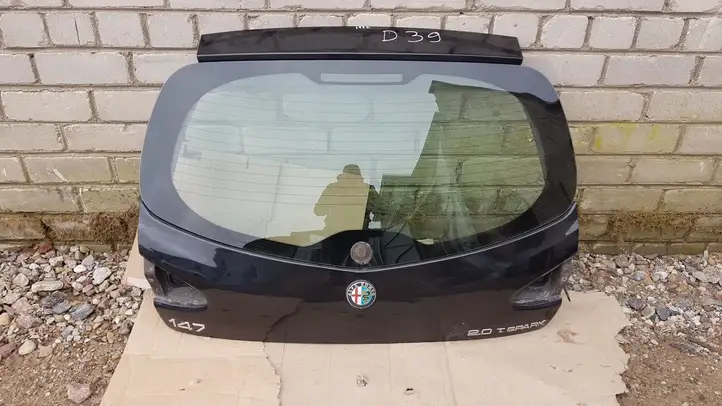 Alfa Romeo 147 (2000 - 2004) Крышка багажника — фото 1